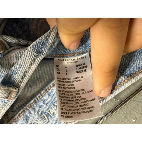 American Eagle Outfitters 90s Boyfriend Jeans Distressed Women's 6 - Picture 7 of 7